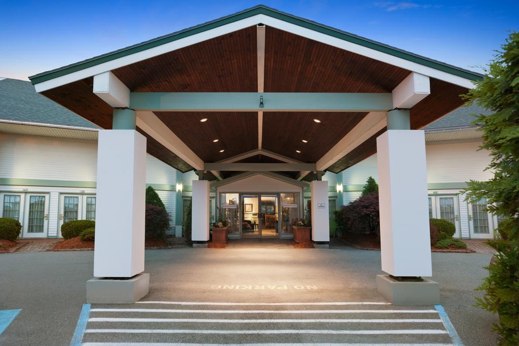 Days Inn By Wyndham Shelburne/Burlington Buitenkant foto